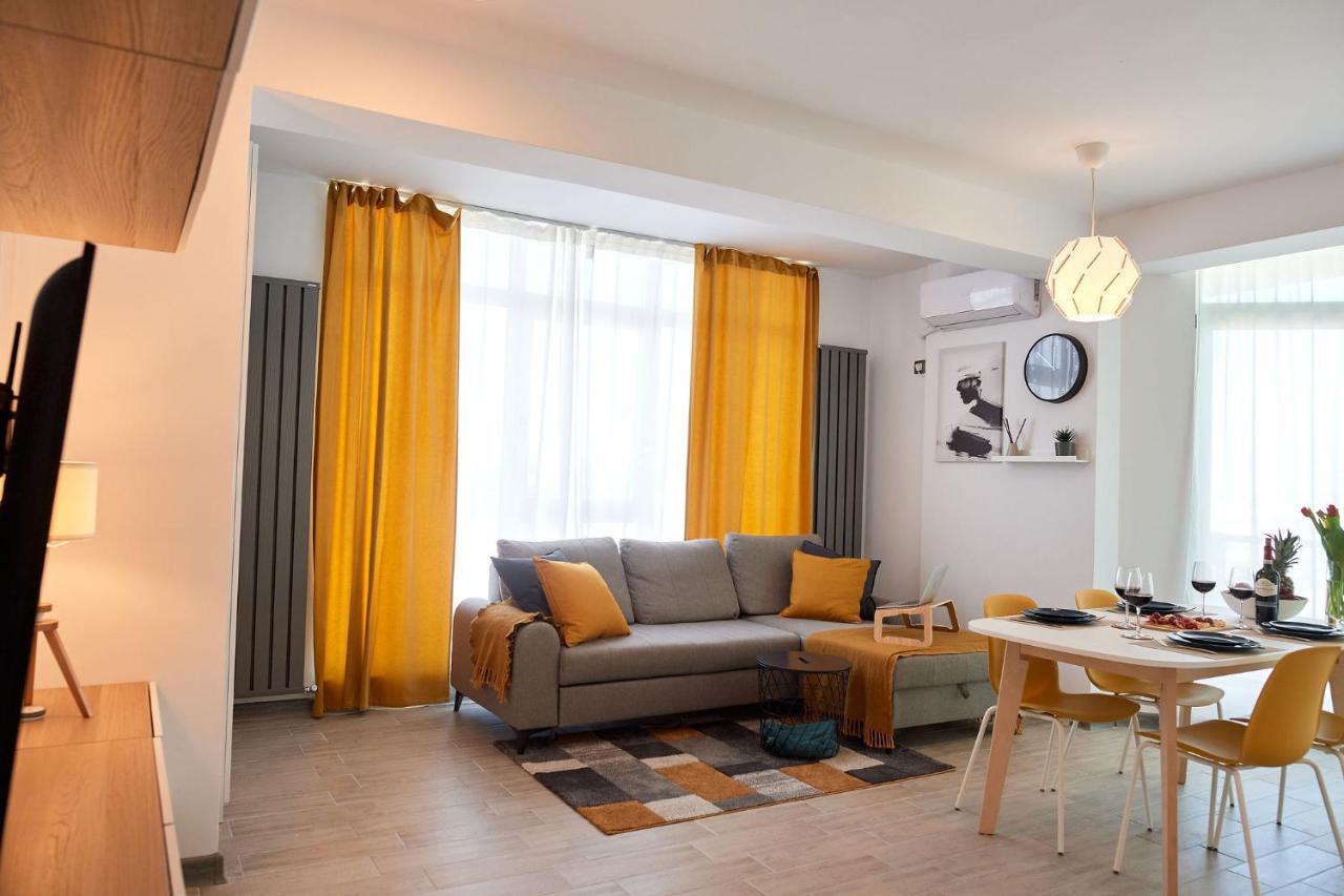 Fineloft Sea View Apartment-Spa N Pools Beach Resort Năvodari Esterno foto